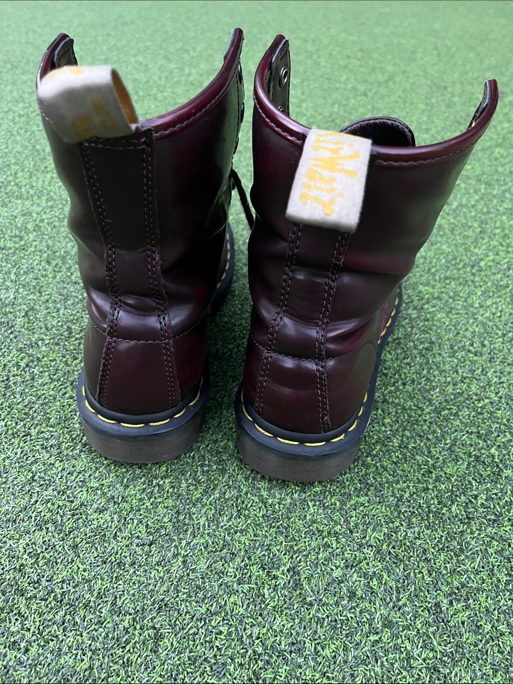 Dr. Marten Air Wair Women's Lace-Up Boots burgundy sz 8 Docs - Picture 3 of 9